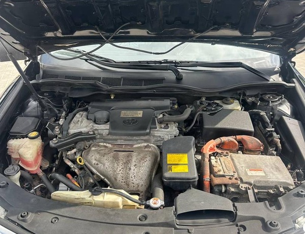 2012 Toyota Camry Hybrid LE for Sale In Lagos