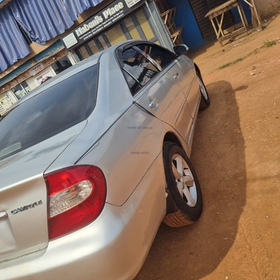 Toyota Camry 2004 for Sale In Lagos