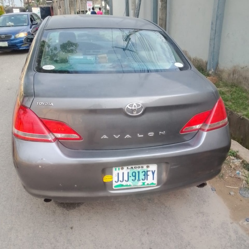 Nigerian Used Toyota Avalon 2007 for Sale In Lagos image