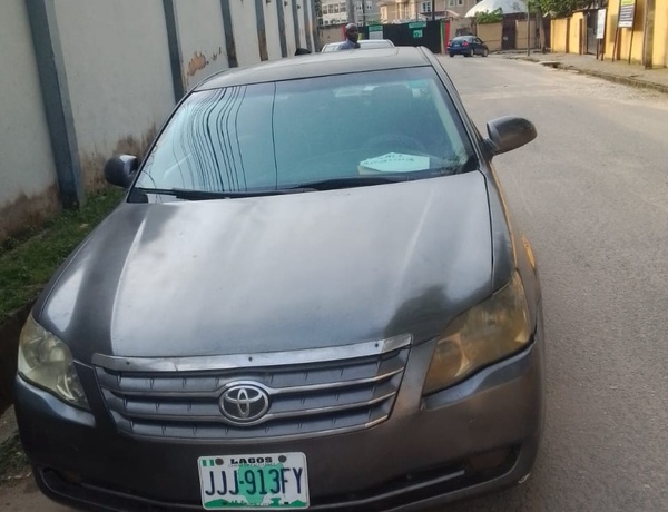 Nigerian Used Toyota Avalon 2007 for Sale In Lagos