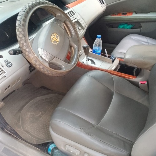 Nigerian Used Toyota Avalon 2007 for Sale In Lagos