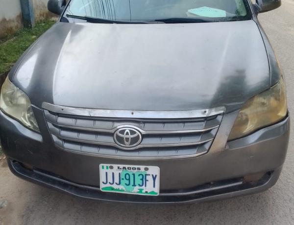 Nigerian Used Toyota Avalon 2007 for Sale In Lagos