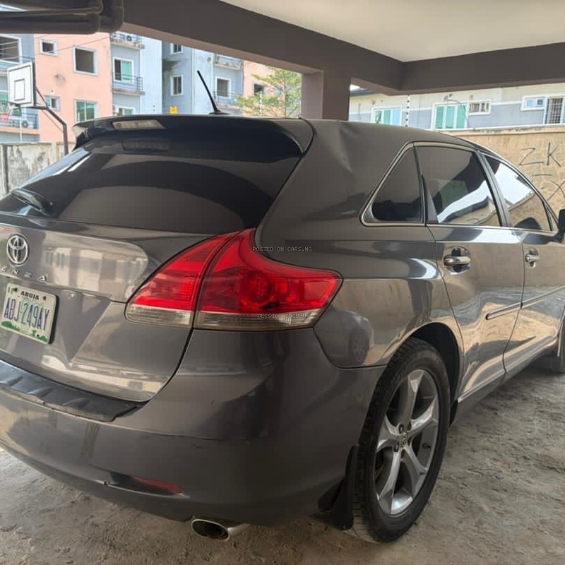 Grey Toyota Venza 2010 for Sale In Lagos image