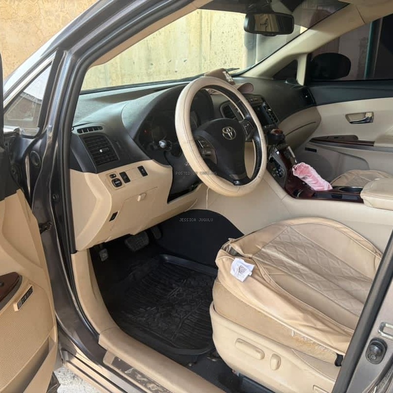 Grey Toyota Venza 2010 for Sale In Lagos image