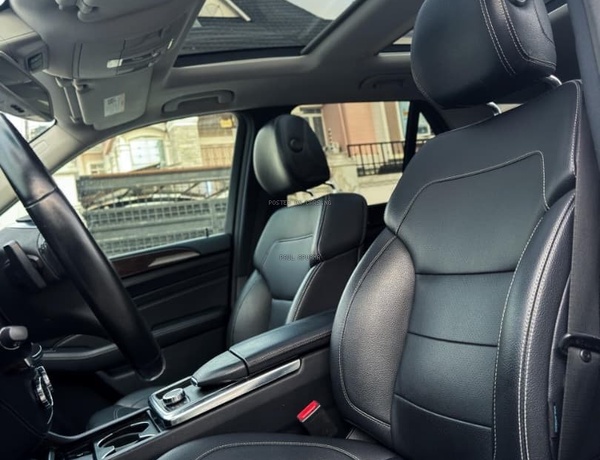 Foreign Used 2013 Mercedes Benz ML350 for Sale In Abuja
