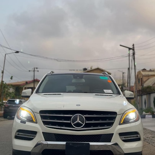 Foreign Used 2013 Mercedes Benz ML350 for Sale In Abuja