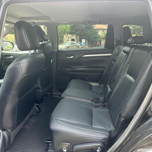 Toyota Highlander 2017 XLE AWD for Sale In Lagos