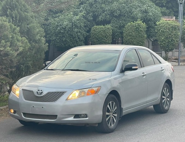 2008 Toyota Camry LE for Sale In Abuja