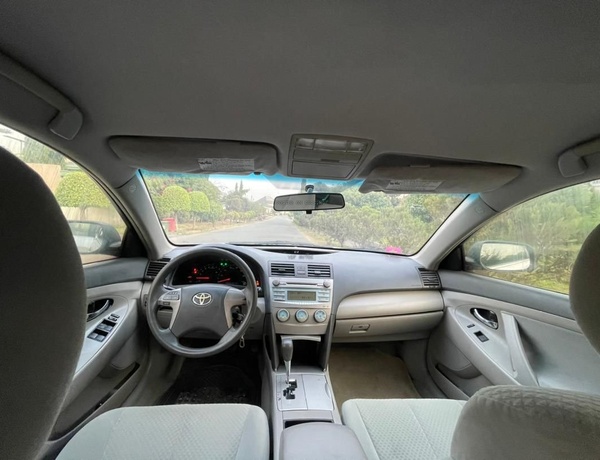 2008 Toyota Camry LE for Sale In Abuja
