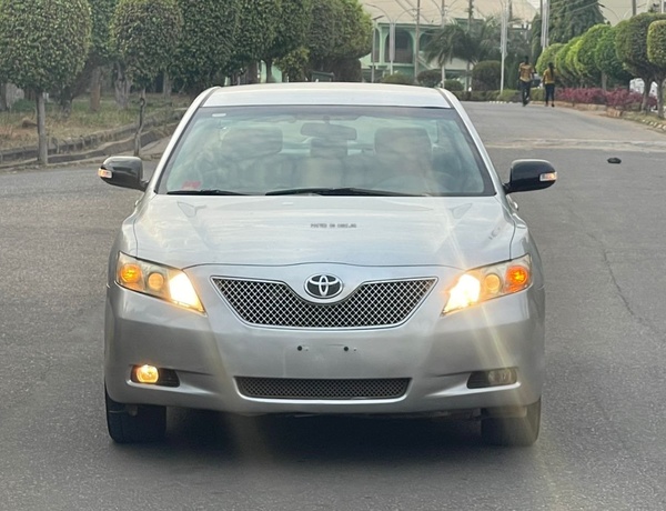 2008 Toyota Camry LE for Sale In Abuja