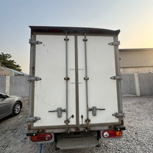 Hyundai Porter II Refrigerated Cooling Truck for Sale In Lagos