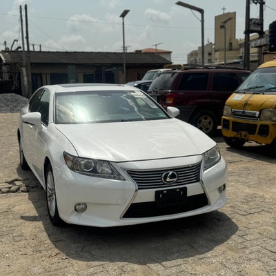 Foreign Used  Lexus ES350 2013 for Sale In Lagos
