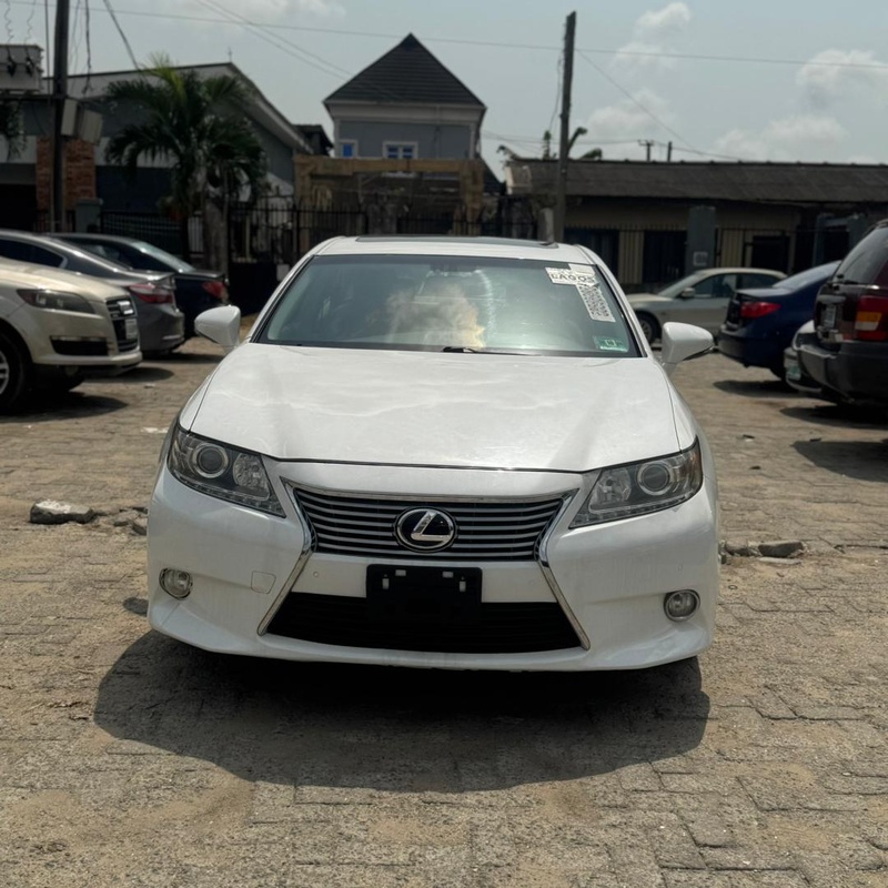 Foreign Used  Lexus ES350 2013 for Sale In Lagos image