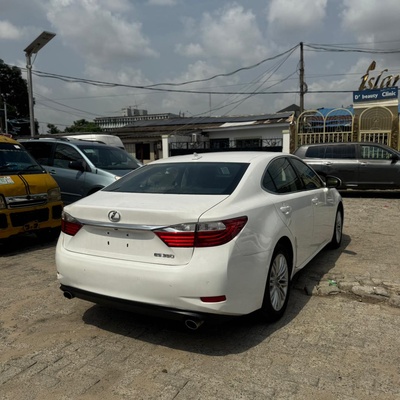 Foreign Used  Lexus ES350 2013 for Sale In Lagos