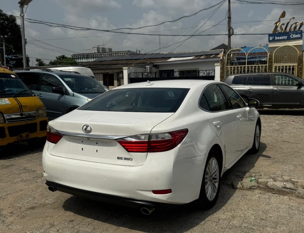 Foreign Used  Lexus ES350 2013 for Sale In Lagos