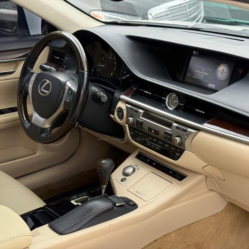 Lexus ES 350 2014 in Lagos image