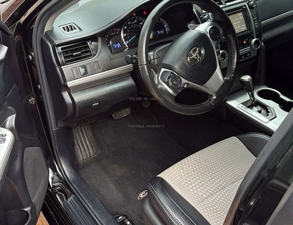 Foreign Used Toyota Camry SE 2014 for Sale In Lagos