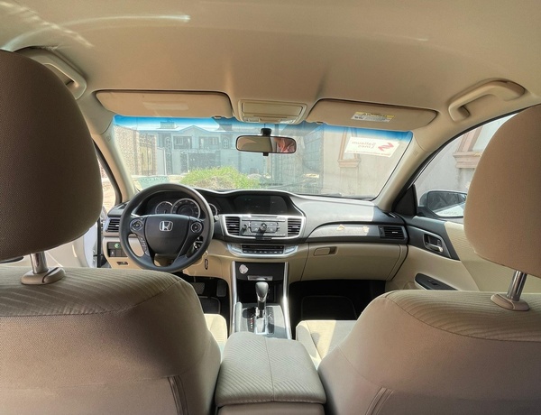 FOREIGN USED 2015 HONDA ACCORD FOR SALE IN LAGOS