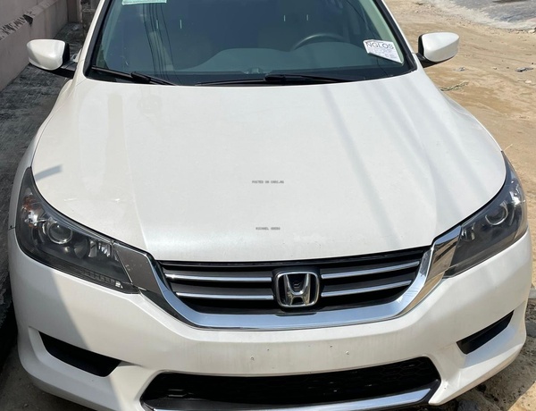FOREIGN USED 2015 HONDA ACCORD FOR SALE IN LAGOS