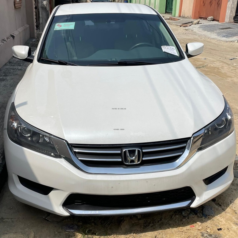 FOREIGN USED 2015 HONDA ACCORD FOR SALE IN LAGOS image
