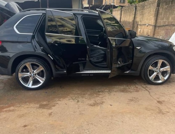 Foreign Used 2009 BMW 5 Series  for Sale In Abeokuta Ogun State