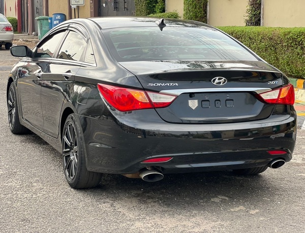 2012 Hyundai Sonata  2.0T Limited for Sale In Lagos