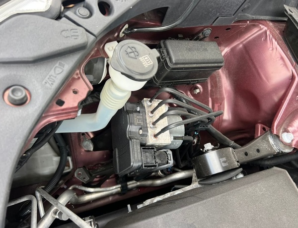 2017 Toyota HighlanderXLE AWD for Sale In Magodo Lagos State