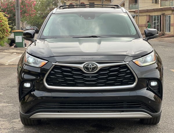 2020 TOYOTA Highlander Platinum AWD for Sale In Lagos