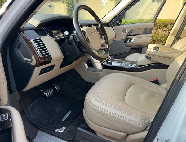 2021 Range Rover Vogue P400 HSE for Sale In Lagos