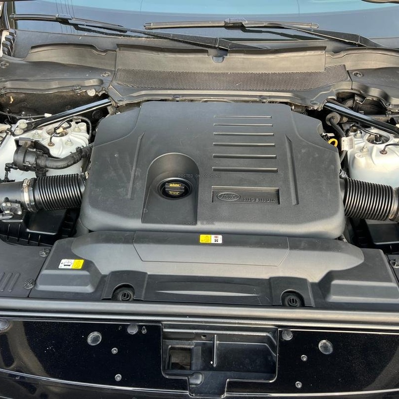 2021 Range Rover Vogue P400 HSE for Sale In Lagos image