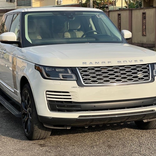 2021 Range Rover Vogue P400 HSE for Sale In Lagos