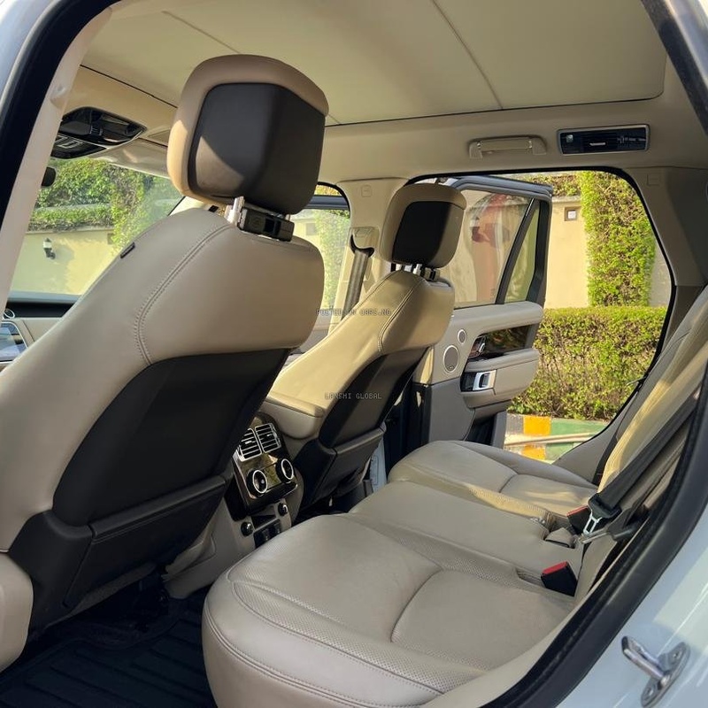 2021 Range Rover Vogue P400 HSE for Sale In Lagos image