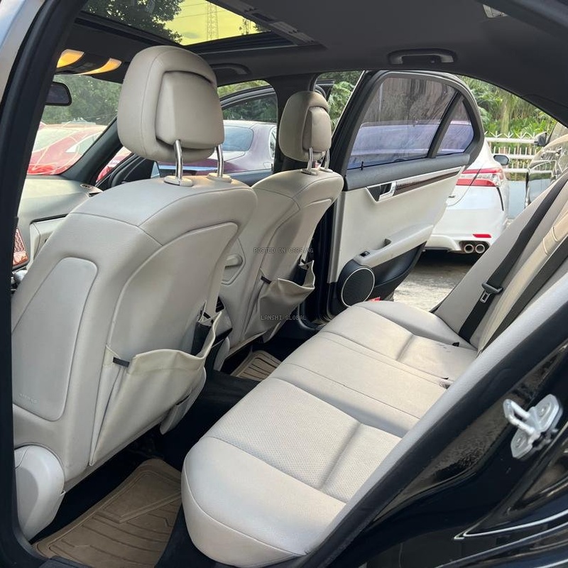 Foreign Used 2010 Mercedes-Benz C300 for Sale In Lagos image