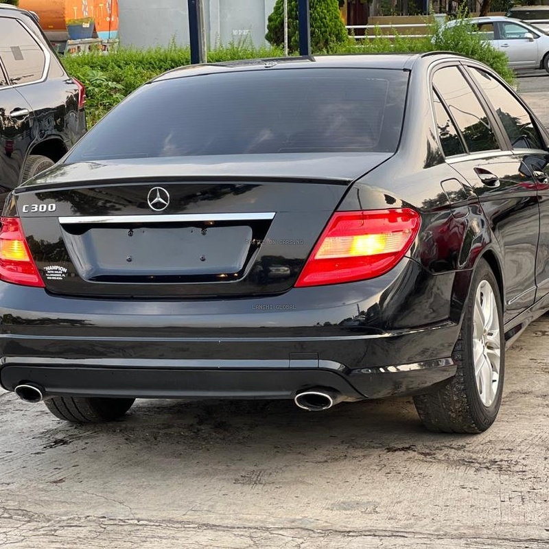 Foreign Used 2010 Mercedes-Benz C300 for Sale In Lagos image