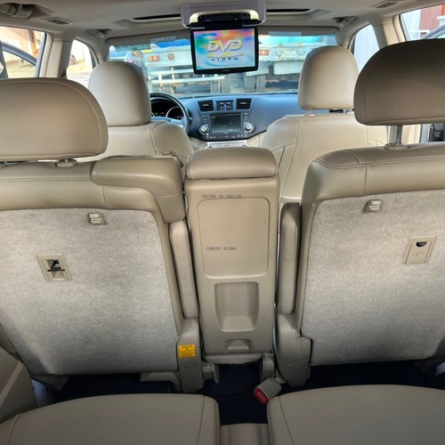 Foreign Used 2011 Toyota Highlander Sport for Sale In Lagos