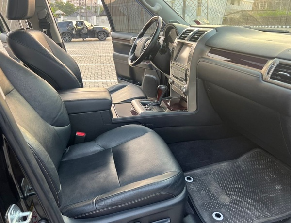 Foreign Used 2014 Lexus GX460 for Sale In Lagos