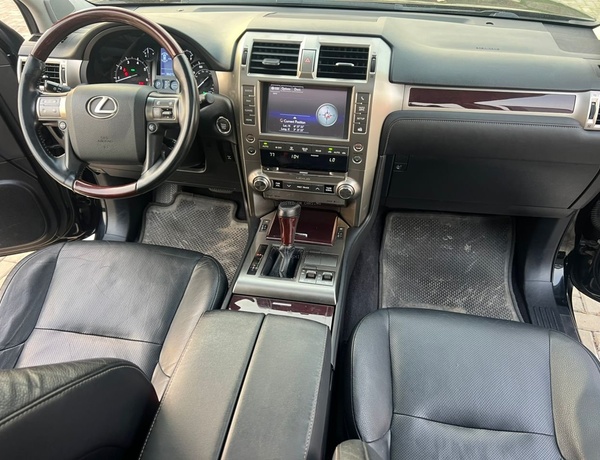 Foreign Used 2014 Lexus GX460 for Sale In Lagos