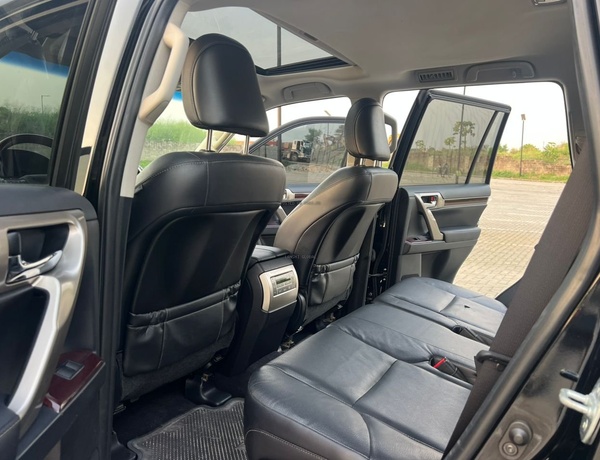 Foreign Used 2014 Lexus GX460 for Sale In Lagos