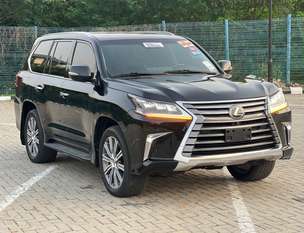 Foreign Used 2016 Lexus LX570 for Sale In Lagos