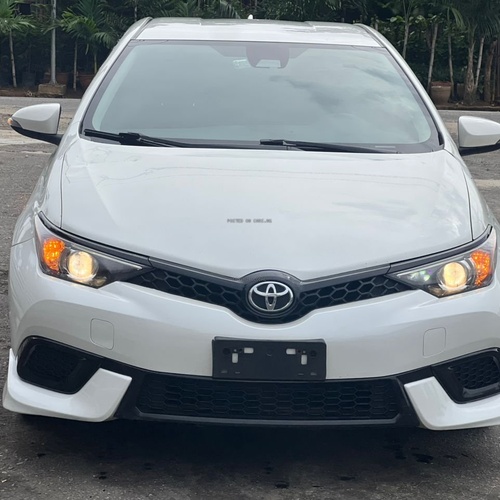 Foreign Used 2018 Toyota Corolla IM for Sale In Lagos