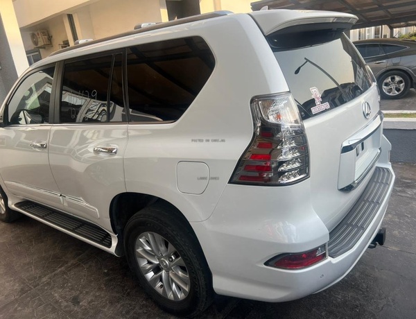 Foreign Used 2015 Lexus GX 460 for Sale In Lekki Lagos