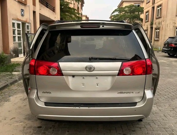 Toyota Sienna 2018 for Sale In Ogun State