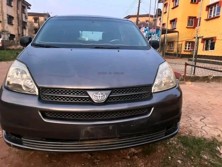 Toyota Sienna 2005 for Sale In Lagos State image