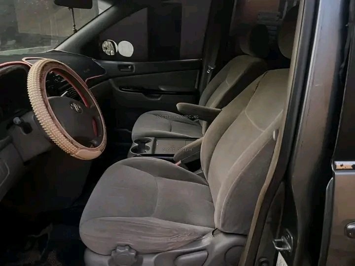 Toyota Sienna 2005 for Sale In Lagos State image