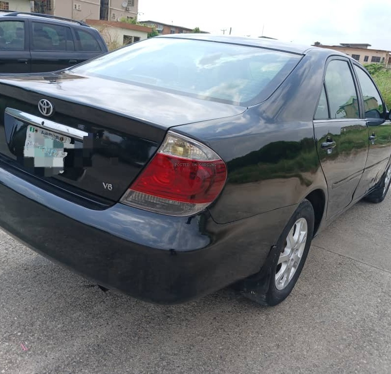 Toyota Camry 2004 V6 for Sale In Lagos image