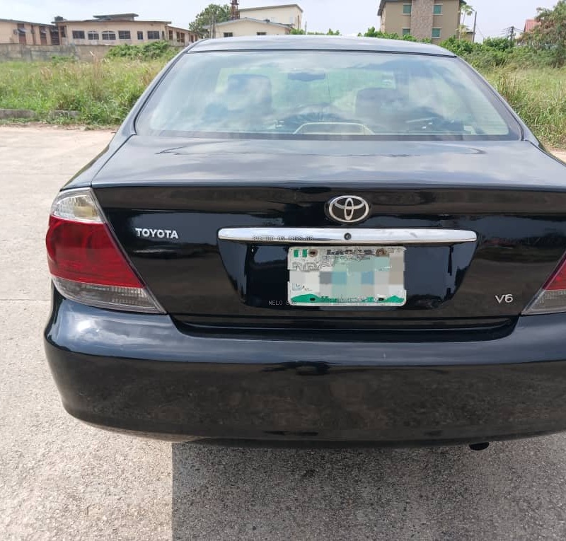 Toyota Camry 2004 V6 for Sale In Lagos image