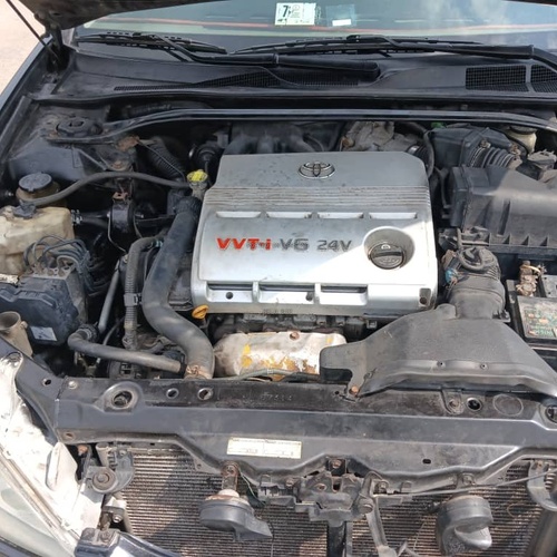 Toyota Camry 2004 V6 for Sale In Lagos