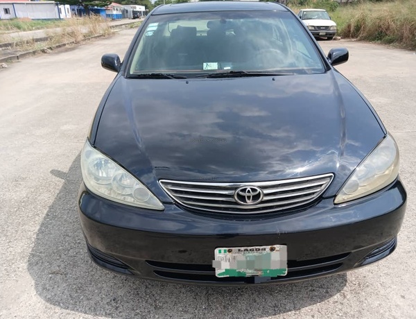 Toyota Camry 2004 V6 for Sale In Lagos