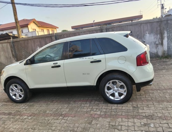 Nigerian Used Ford Edge 2012 for Sale In Lagos