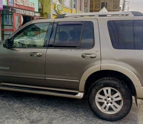 Ford Explorer 2006 for Sale In Lagos